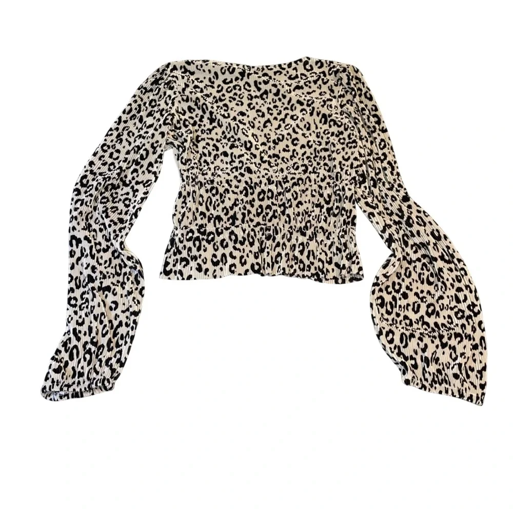 Zara Leopard Print Crop Top Long Sleeve Peplum Tie Front Y2K Animal Print Blouse